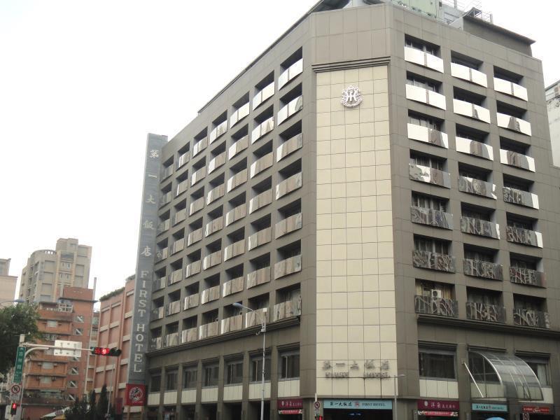 First Hotel Taipei Exterior photo
